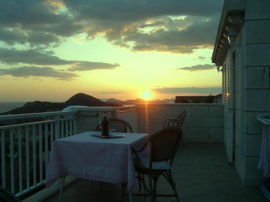 Romantic Ap,With Amazing View دوبروفينك المظهر الخارجي الصورة
